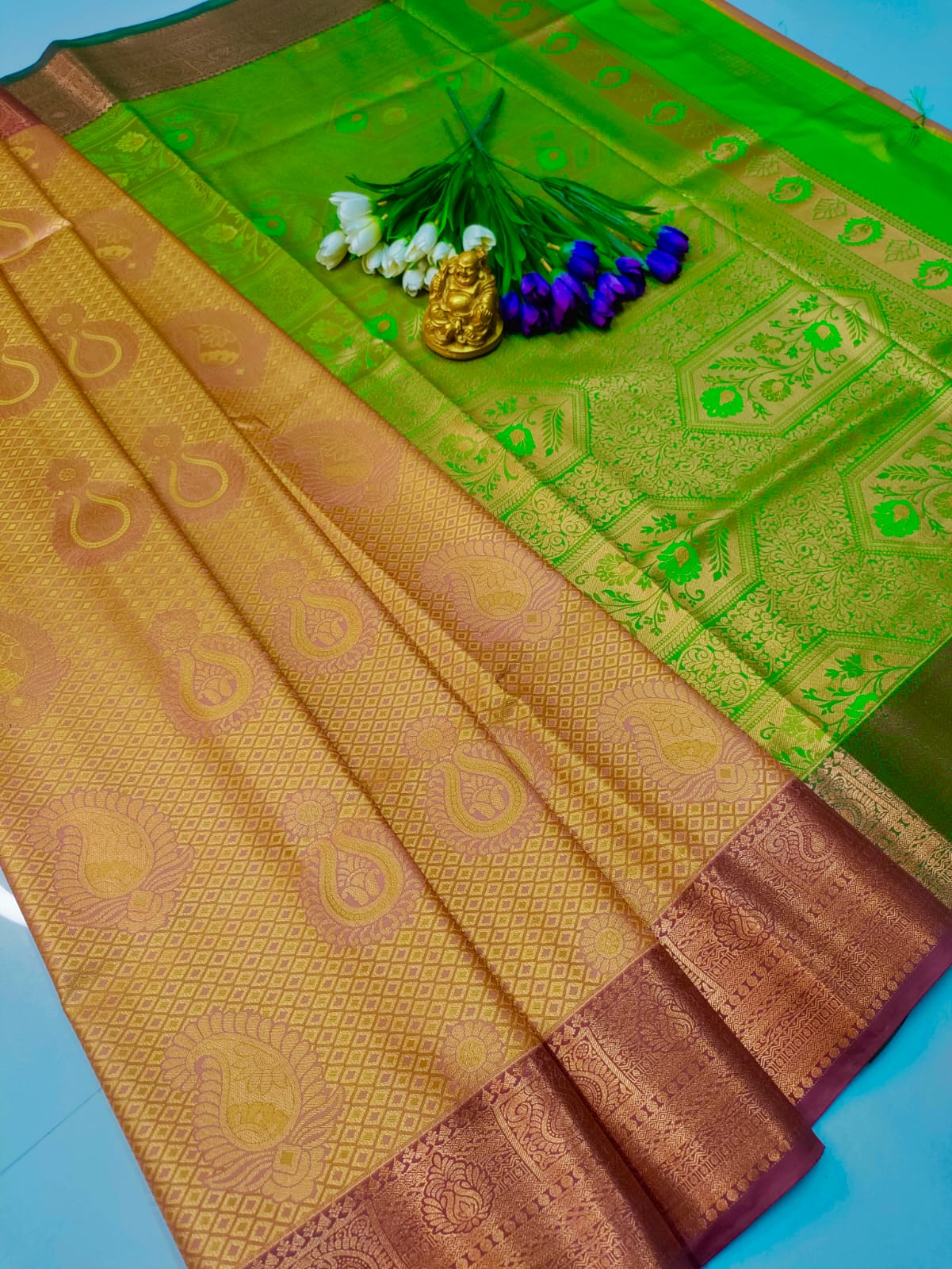 Royal Glow – Gold Mix Peach Dual Shade Wedding Saree (Inspired by Samuthrika & Vasthrakala Weaves)