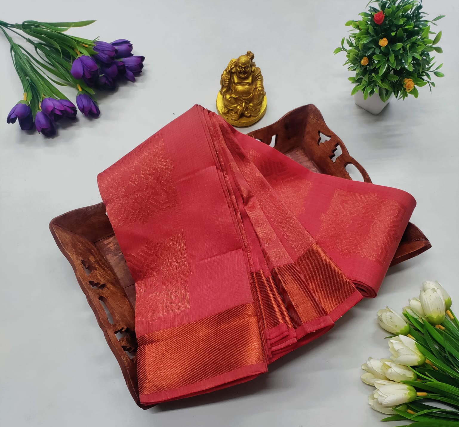 Rich TOMATO RedIes Silk Cotton Saree with Zari Border