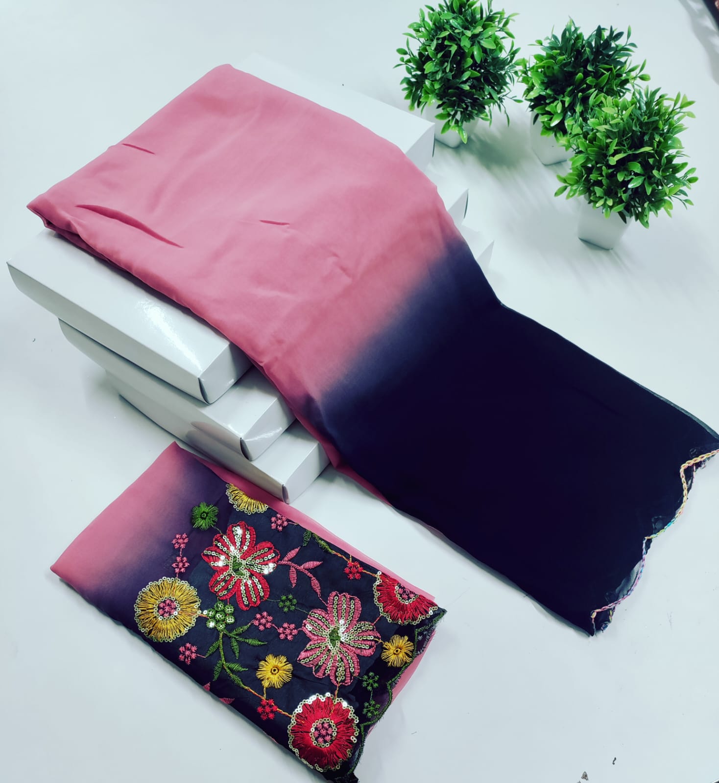 Elegant Gerojet Saree with Embroidered Blouse