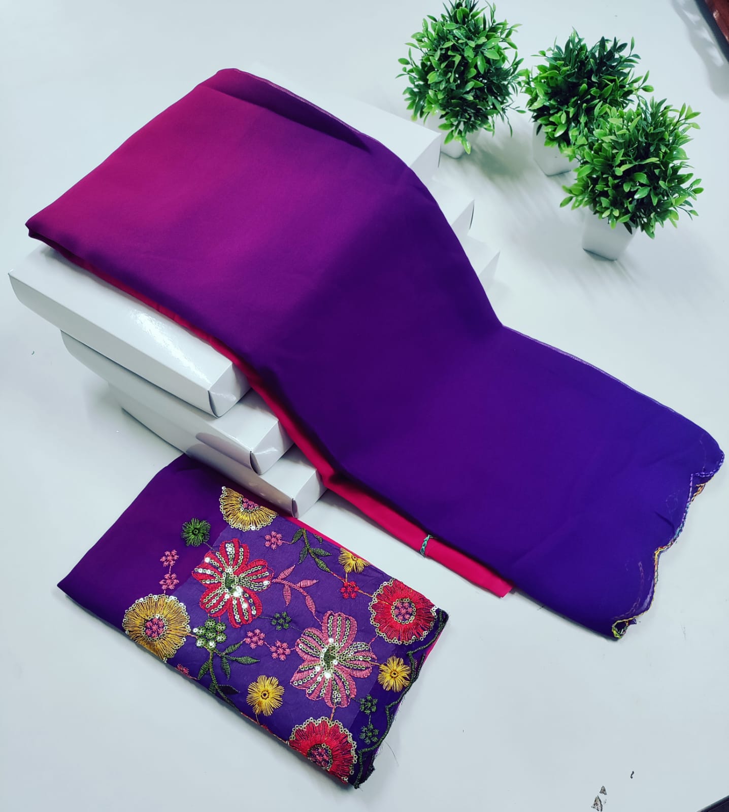 Elegant Gerojet Saree with Embroidered Blouse