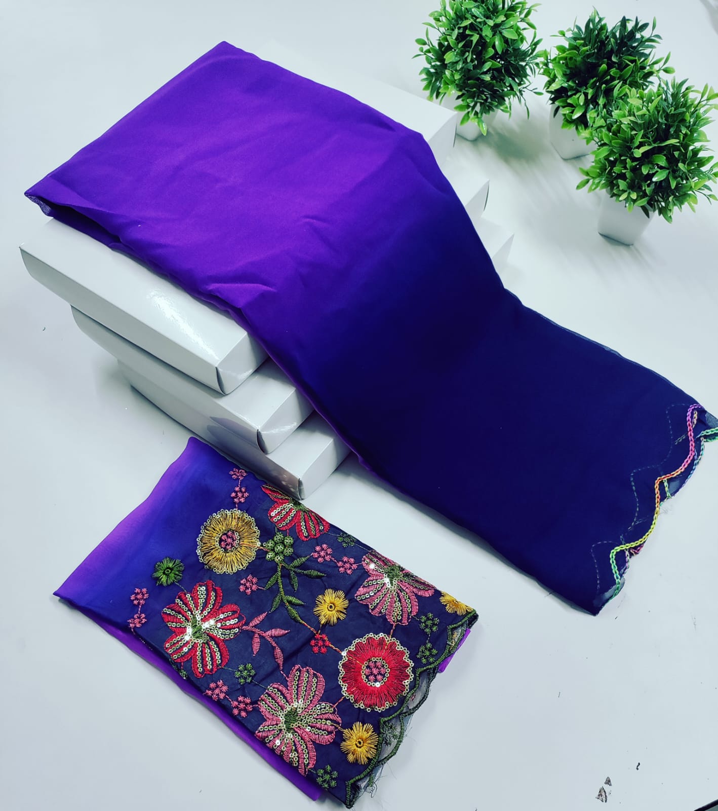 Elegant Gerojet Saree with Embroidered Blouse