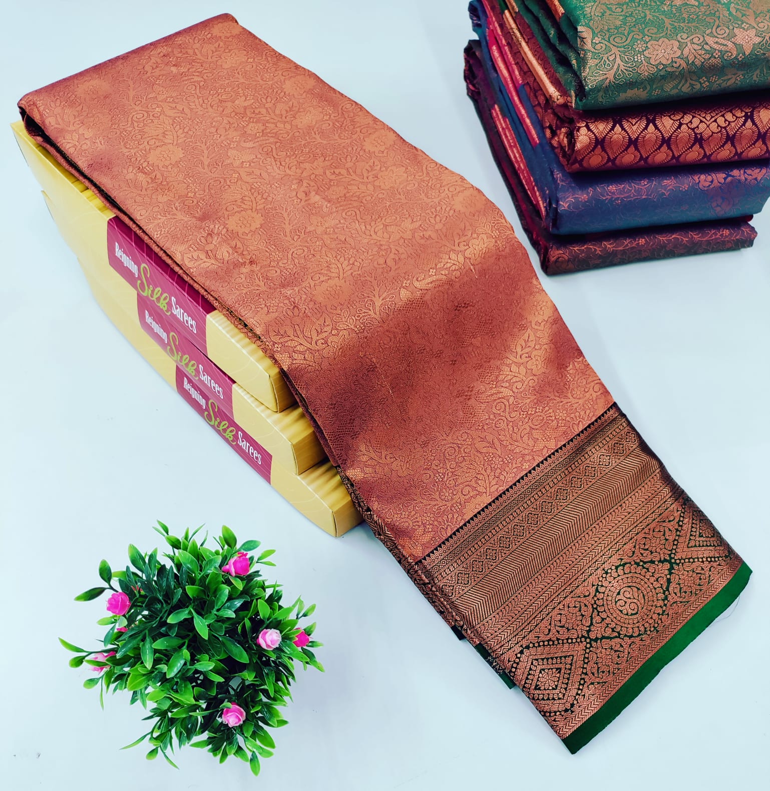 Maroon Peach Alaya  Silk Saree – A Perfect Blend of Royalty & Romance