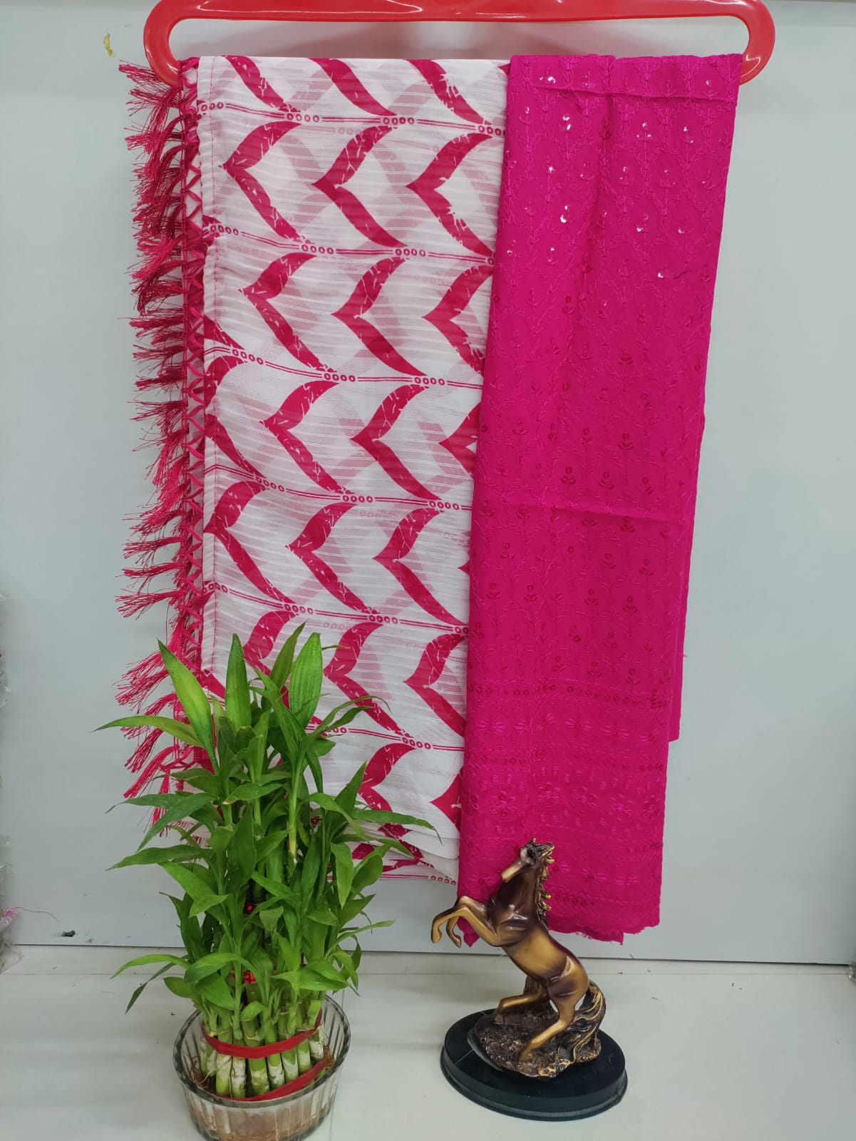 💖 Rani Pink & White Georgette Saree