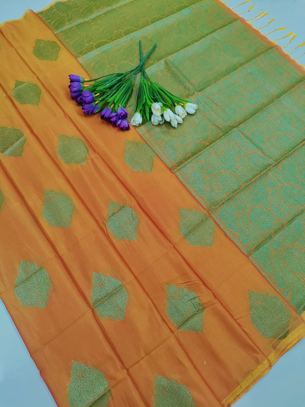 🧡 Cool Cotton Dual Shade Saree