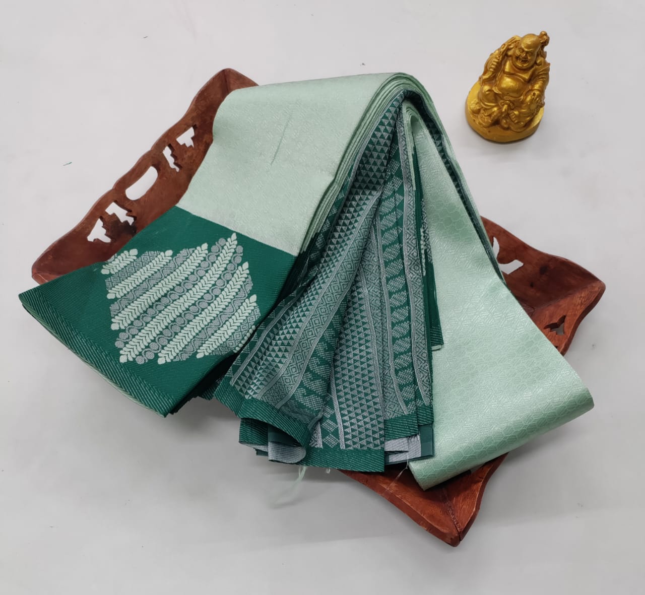 ✨ Samruthi Pattu Saree – Mint Green ✨