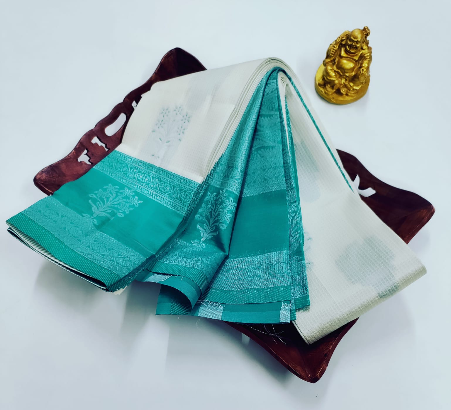 ✨ Samruthi Pattu Saree – Cream with Teal ✨