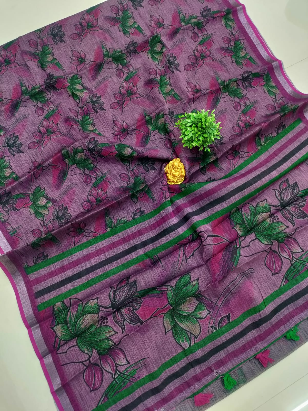 👑 Kerala Queen – Exclusive Fancy Hand Printed Saree 🌸