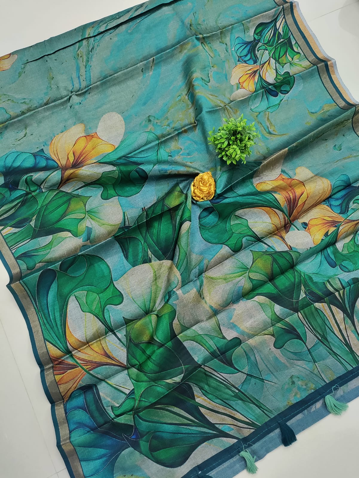 👑 Kerala Queen – Exclusive Fancy Hand Printed Saree 🌸