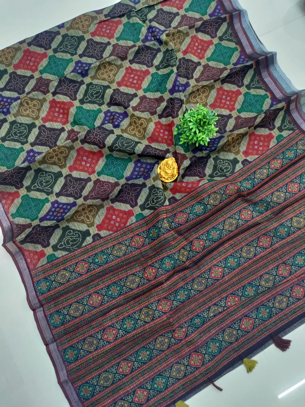 👑 Kerala Queen – Exclusive Fancy Hand Printed Saree 🌸