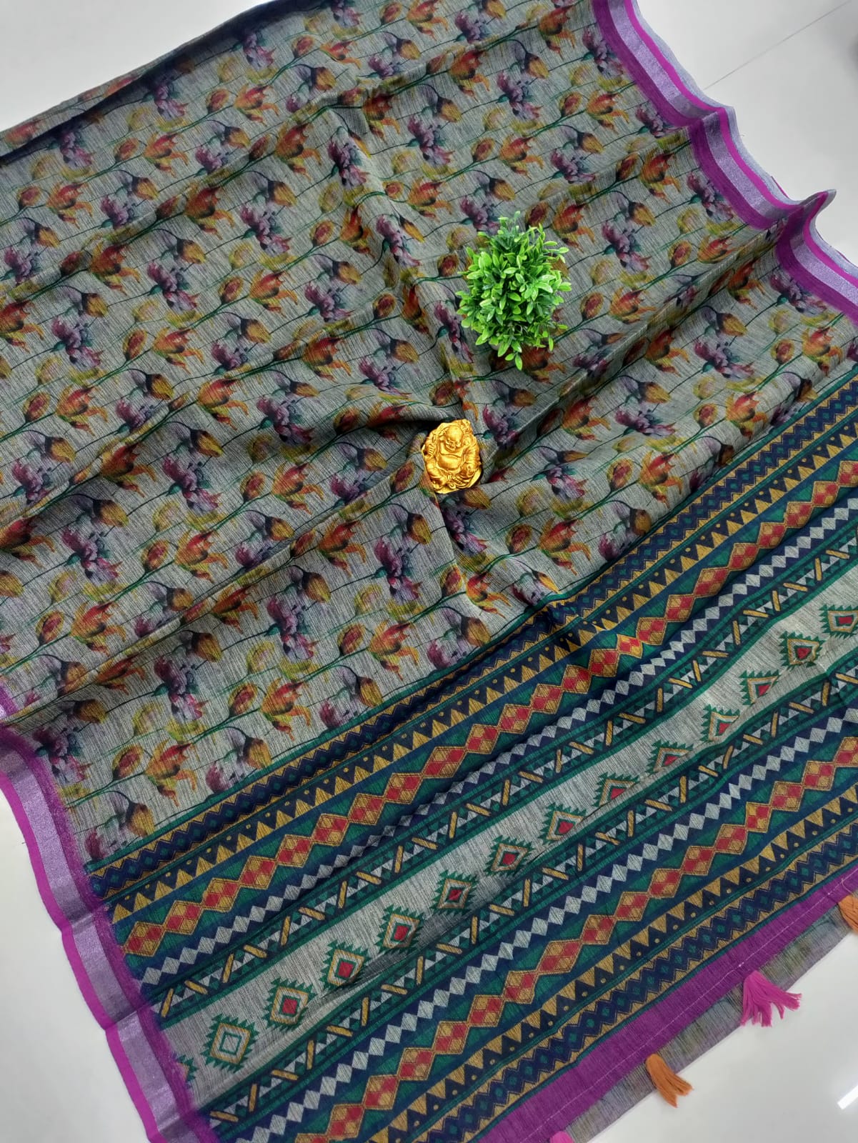 👑 Kerala Queen – Exclusive Fancy Hand Printed Saree 🌸