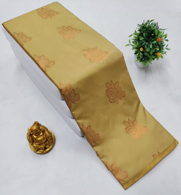 Vendhayam Colour Soft Silk Saree