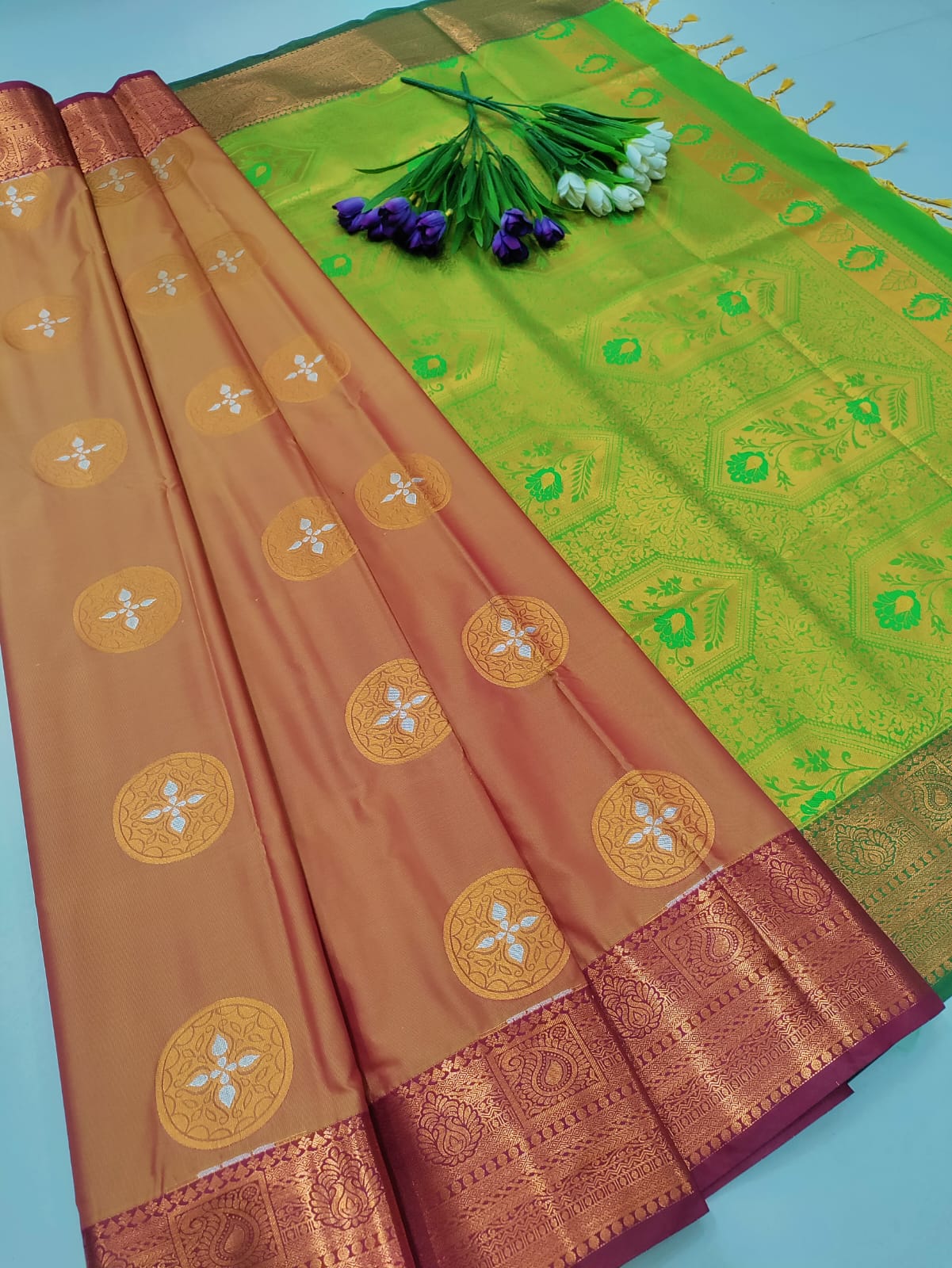 Royal Meena Soft Silk Saree with Dual Tone Contrast Pallu
