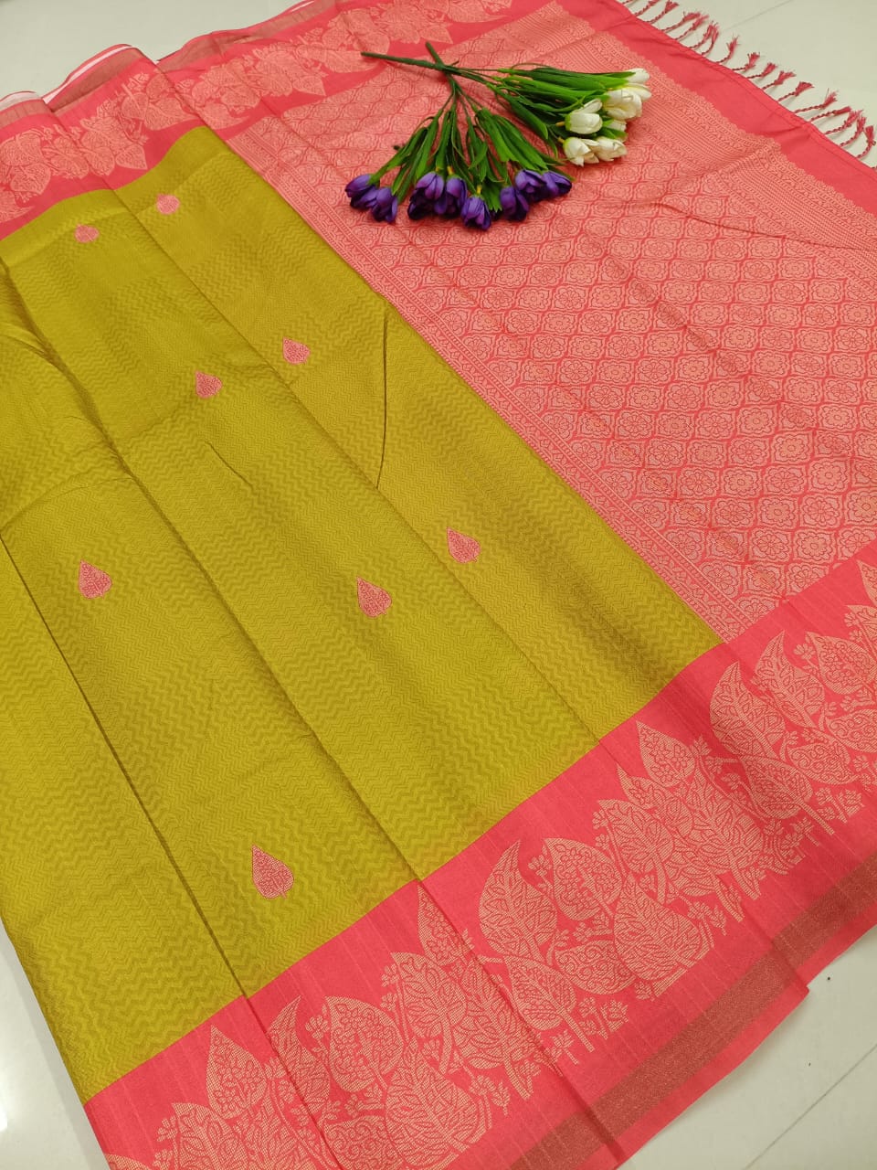 Premium Tussar Silk Saree with Rich Weaving Border