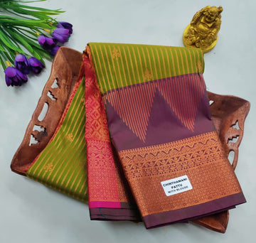 Exclusive Vaira Oosi Soft Silk – Mehandhi Green with Pink