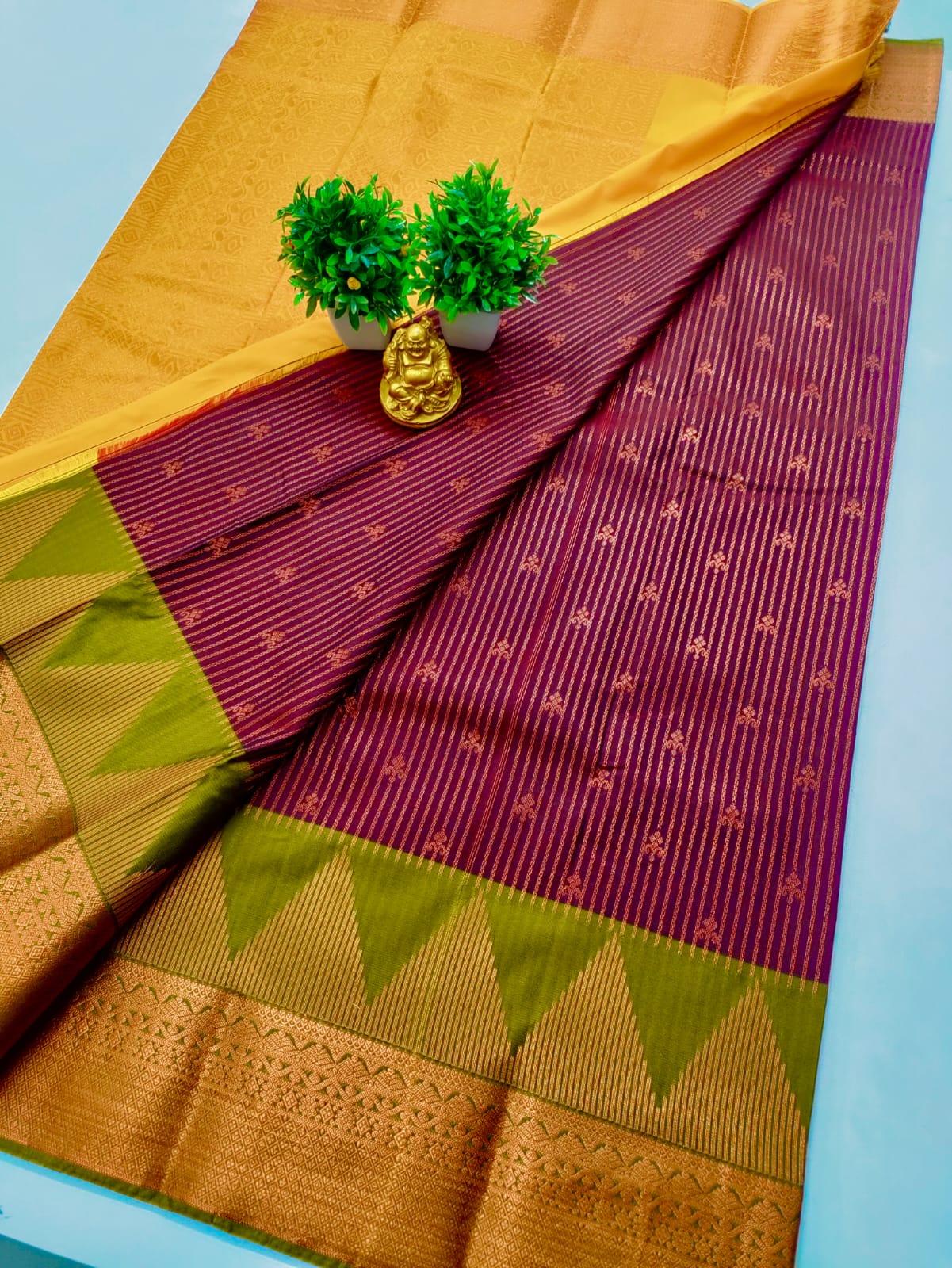 Exclusive Vaira Oosi Soft Silk Saree – Maroon with Gold