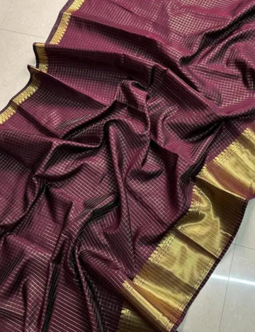 Elegant Tradition – Kattan Silk Saree (Maroon Colour)