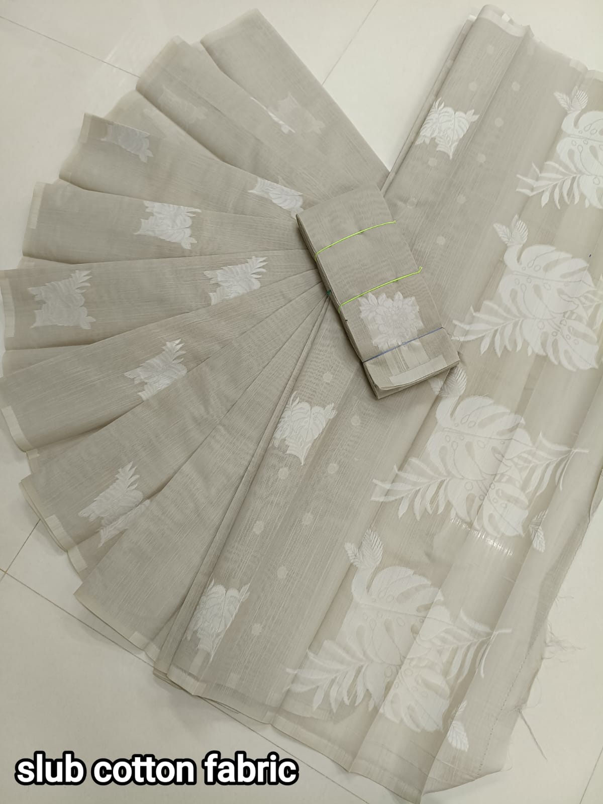 Cream Dhara – Graceful Linen Cotton Saree