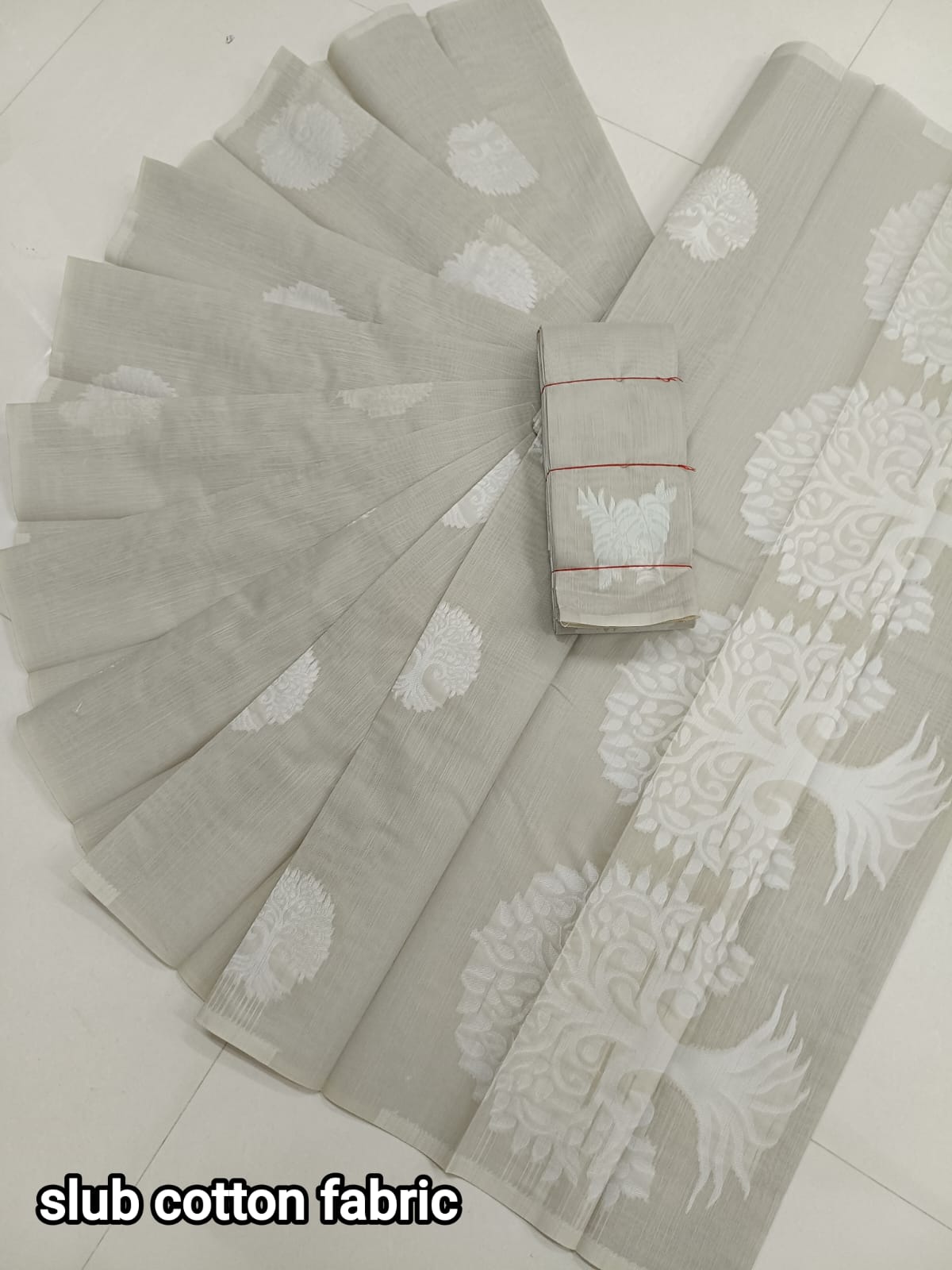 Cream Dhara – Graceful Linen Cotton Saree