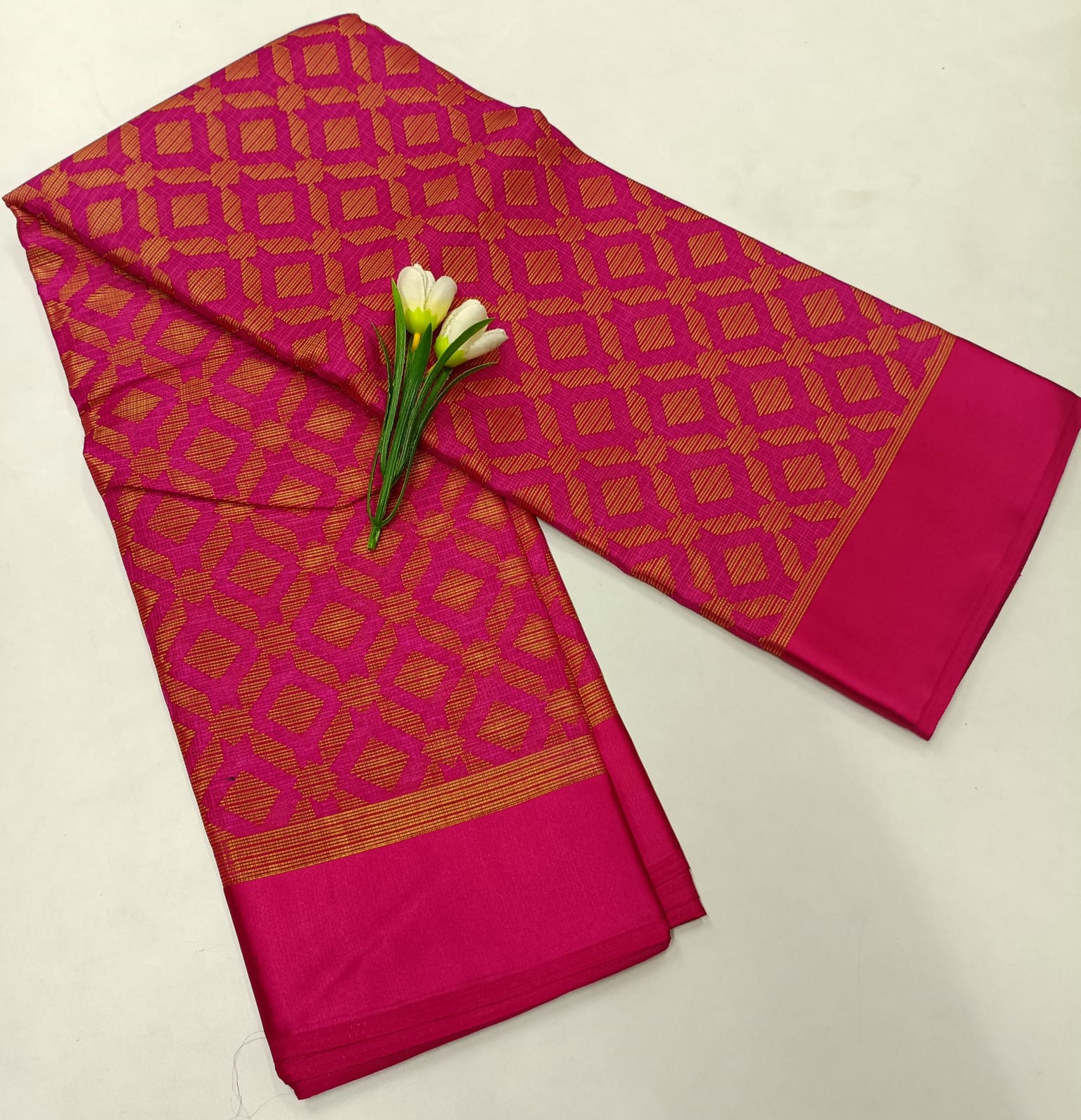 Kumkumam Pink Border Fancy Silk Saree