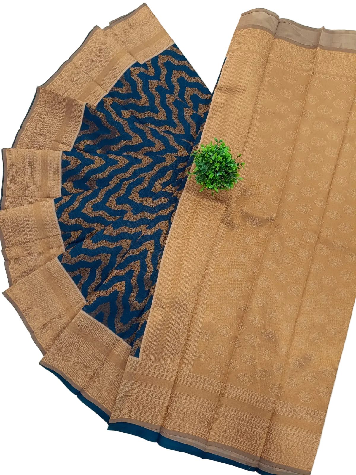 SAMRUTHI Soft Silk Saree – Navy Blue