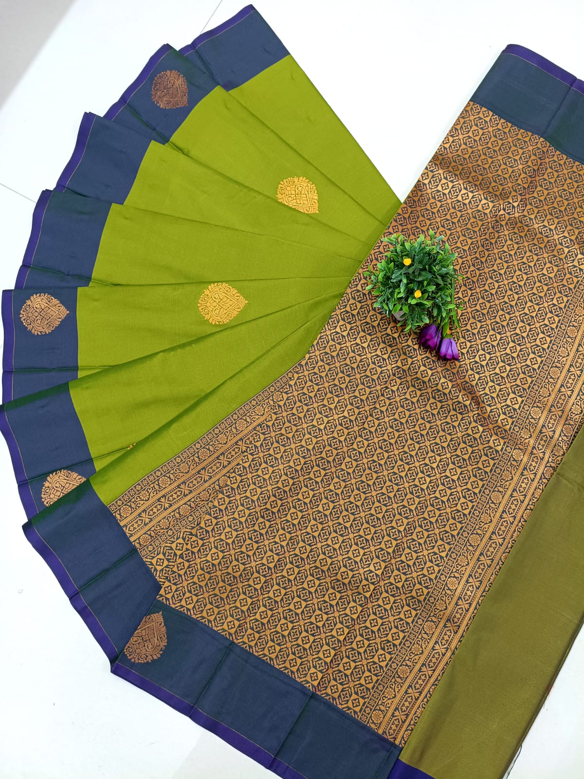 Royal Kanjeevaram Soft Silk Saree