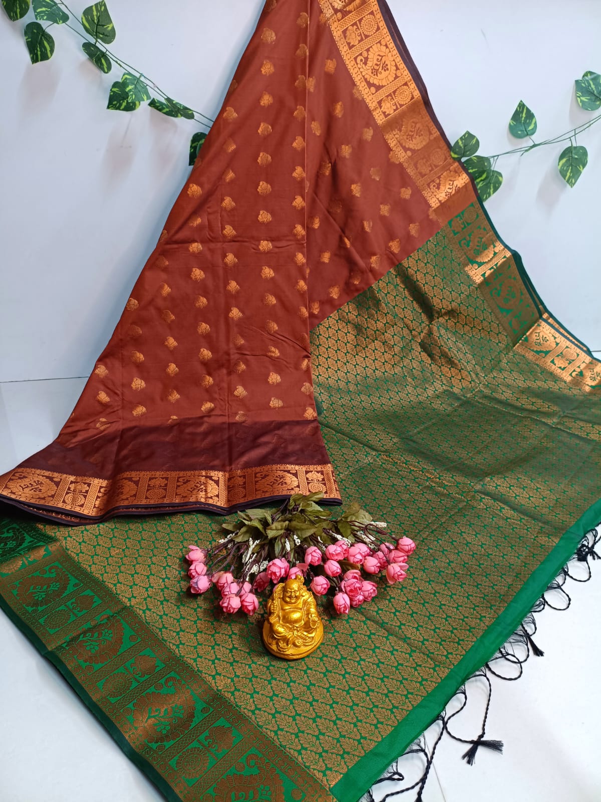 Emerald Grace Kanjivaram Soft Silk Saree